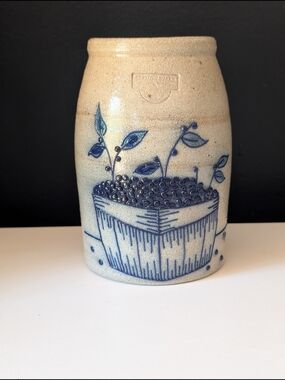 Salmon Falls Blueberry Basket 7" Stoneware Crock